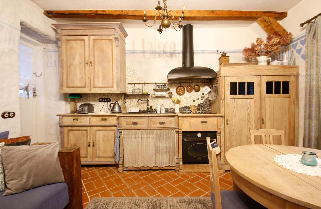 Old Town Fairytale, 2 Bedrooms And Terrace, Tartu Home 외부 사진